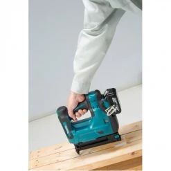 CLOUEUR MAKITA 18 V LI-ION 5 AH - DBN500RTJ -Accessoires Soldes Magasin dbn500 act03