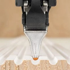 CLOUEUR DE FINITION 'SMARTPOINT' STANLEY BOSTITCH - POINTES BRADS JAUGE 18 - BT1855SPE -Accessoires Soldes Magasin smartpoint gallery image 1